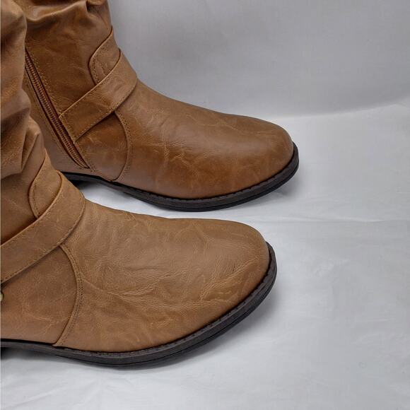 Journee Collection Women 10W Wide Calf Tan Knee High Slouch Riding Boots Buckle - Picture 5 of 11